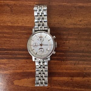 Women’s Fossil Watch (Needs Battery)